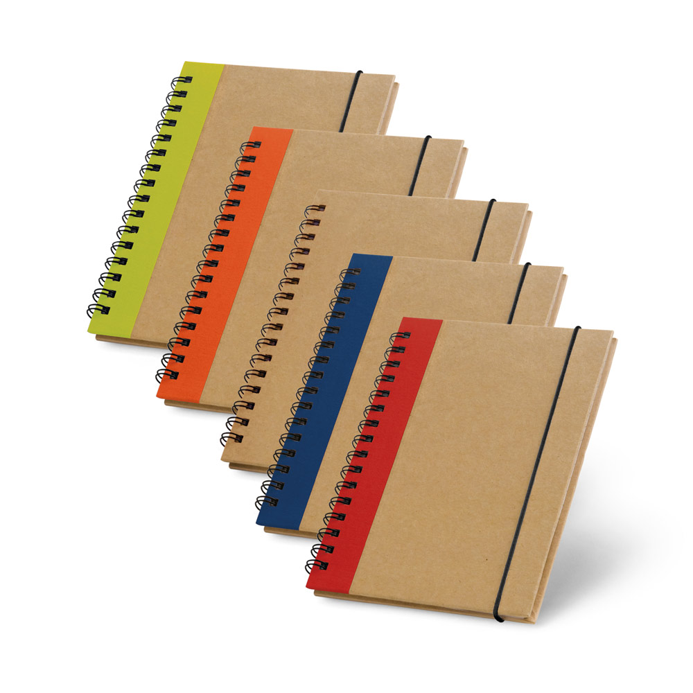 CORNISH. Caderno A6 de capa dura em cartão, com páginas lisas recicladas